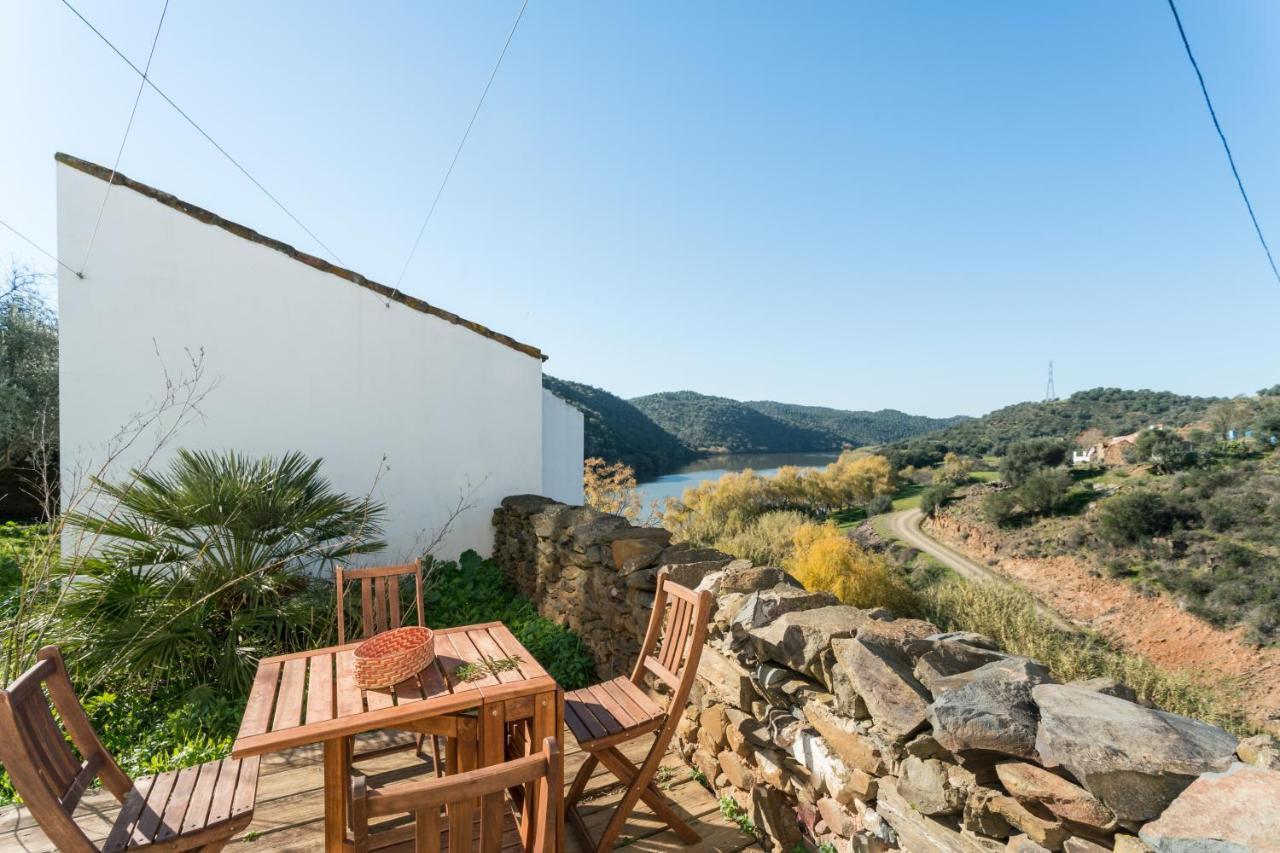Casa De Las Letrinas Baja, 2 Habt 5 Mas 1 Pers Max Chimenea Con Horno Puerto de la Laja Exterior photo